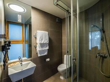 Фото номера Двухместный номер с 1 кроватью Отель TonyResort г. Тракай 3