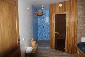 Фото номера Вилла с 3 спальнями Гостевой дом R&amp;R Spa Villa Trakai г. Тракай 6